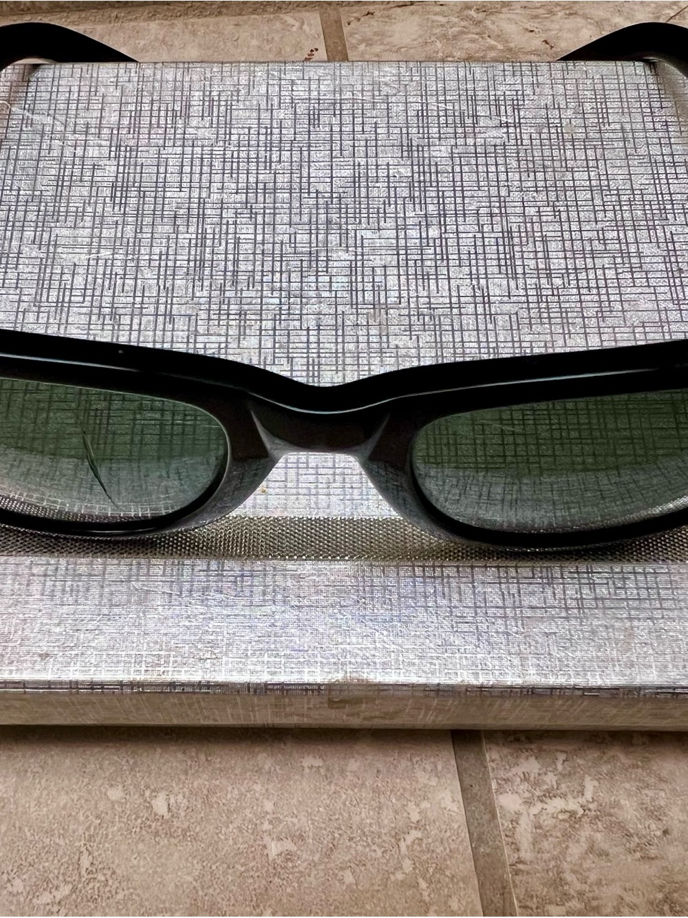 Ray-Ban Wayfarer RB2140 Sunglasses Black Made in Italy – Needs Lens - Picture 2 of 7